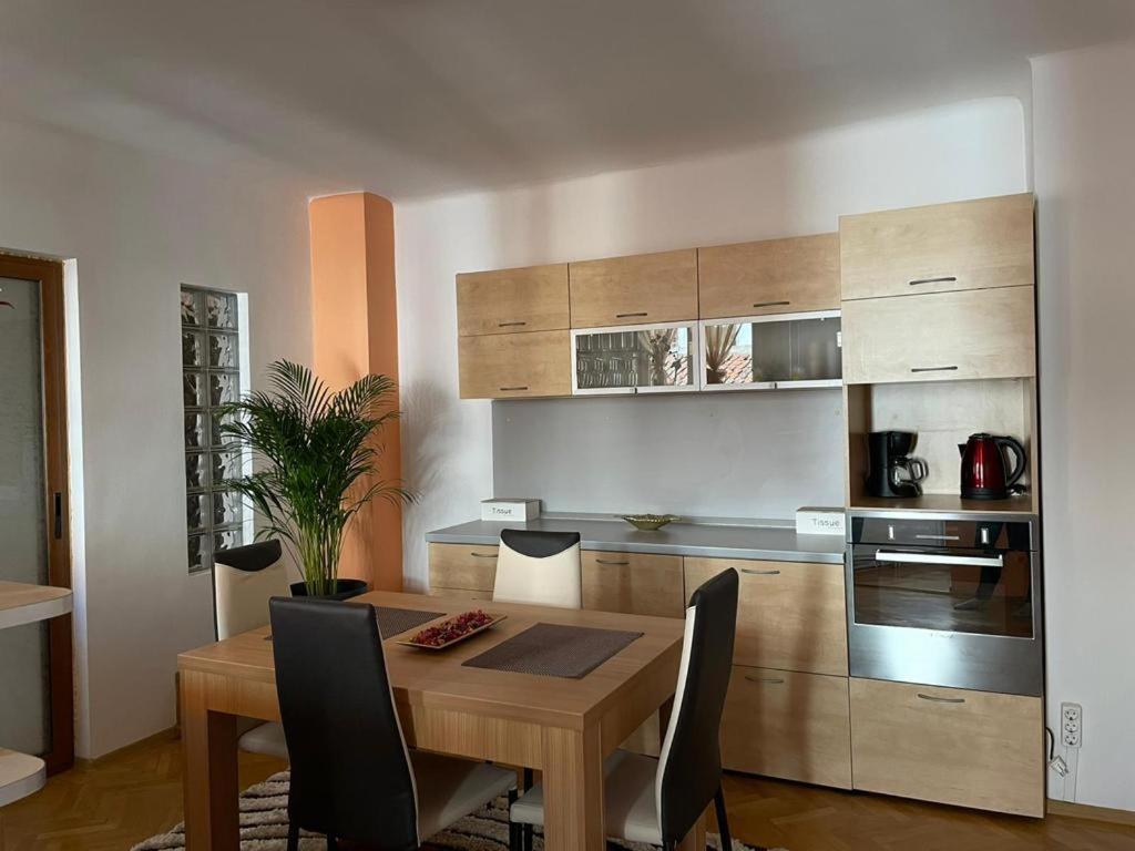 Winterland Sf.Ioan Apartment Brasov Luaran gambar